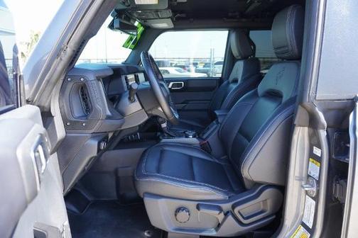 CARBONIZED GRAY METALLIC 2025 Ford Bronco BADLANDS