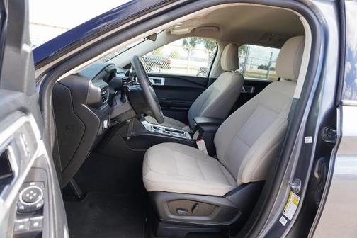 2021 Ford Explorer BASE