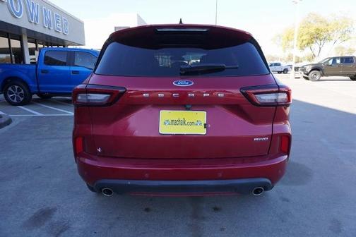 2023 Ford Escape ST-LINE SELECT
