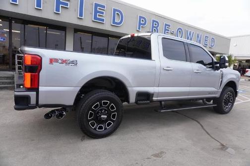 2024 Ford F-250 PLATINUM