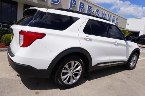 STAR WHITE MET TRI-COAT 2023 Ford Explorer XLT