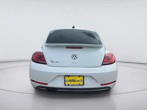 Pure White 2017 Volkswagen Beetle 1.8T SE