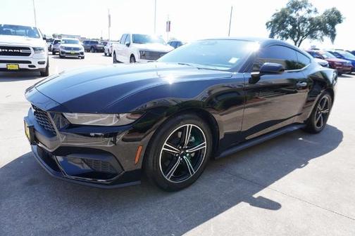 2025 Ford Mustang ECOBOOST