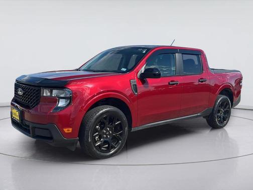 Ruby Red Metallic Tinted Clearcoat 2025 Ford Maverick XLT