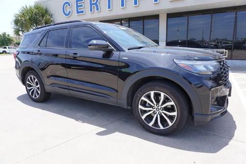 AGATE BLACK METALLIC 2025 Ford Explorer ST-LINE