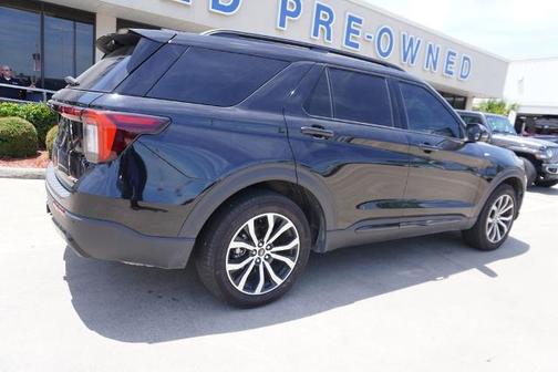 AGATE BLACK METALLIC 2025 Ford Explorer ST-LINE