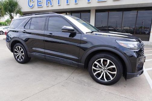 AGATE BLACK METALLIC 2025 Ford Explorer ST-LINE