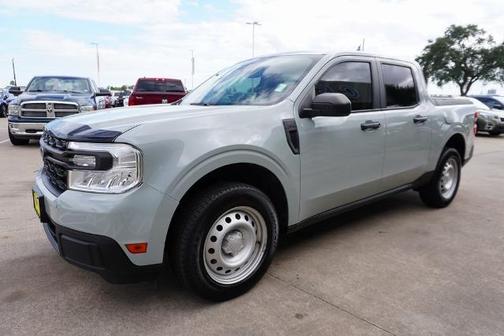 2022 Ford Maverick XL