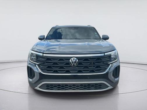 Pure Gray 2024 Volkswagen Atlas Cross Sport 2.0T SEL