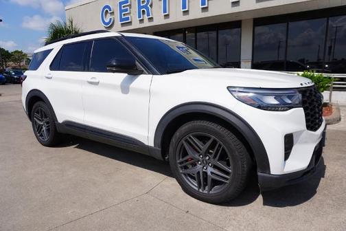 2025 Ford Explorer ST