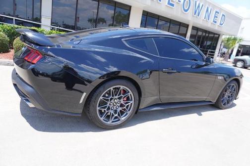 SHADOW BLACK 2025 Ford Mustang GT PREMIUM