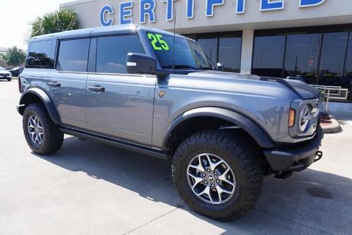 2025 Ford Bronco BADLANDS