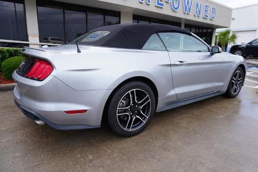 2022 Ford Mustang ECOBOOST PREMIUM