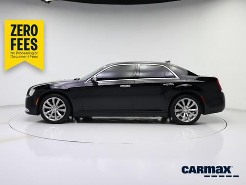Black 2018 Chrysler 300 Limited