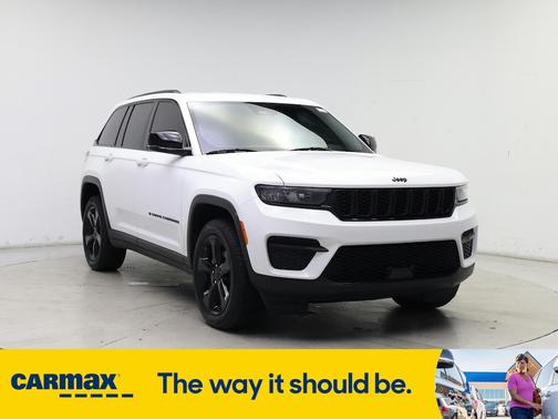2022 Jeep Grand Cherokee Altitude