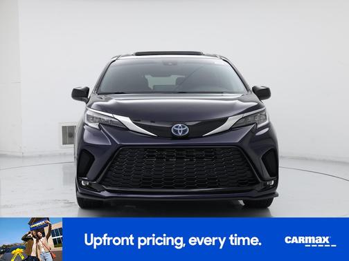 2022 Toyota Sienna XSE