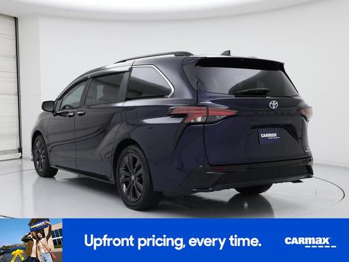 2022 Toyota Sienna XSE