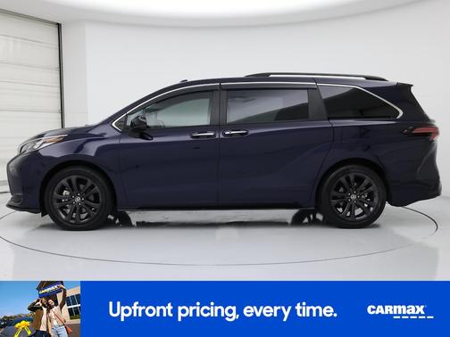 2022 Toyota Sienna XSE