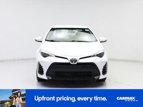White 2018 Toyota Corolla SE