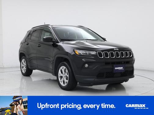Black 2024 Jeep Compass Latitude