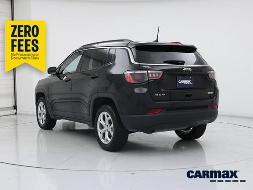 Black 2024 Jeep Compass Latitude
