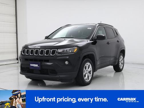Black 2024 Jeep Compass Latitude