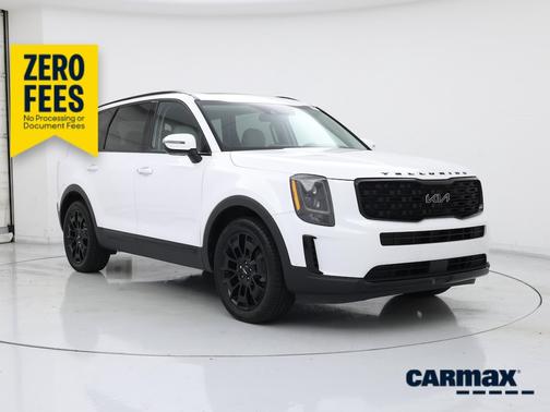 White 2022 Kia Telluride EX