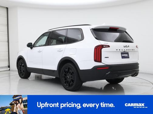 White 2022 Kia Telluride EX