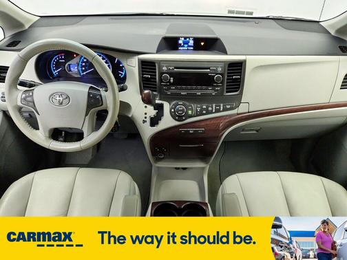 2014 Toyota Sienna XLE