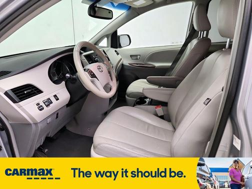2014 Toyota Sienna XLE