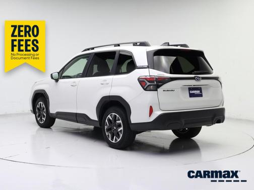 White 2025 Subaru Forester Premium