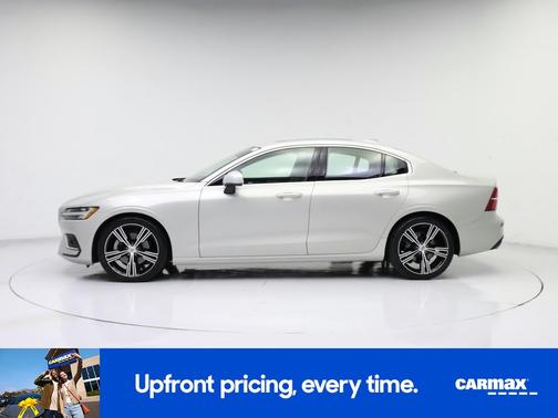 2021 Volvo S60 T5 Momentum