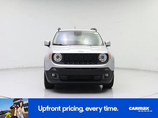Silver 2017 Jeep Renegade Latitude