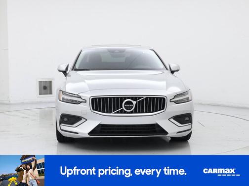 Silver 2022 Volvo S60 B5 Inscription