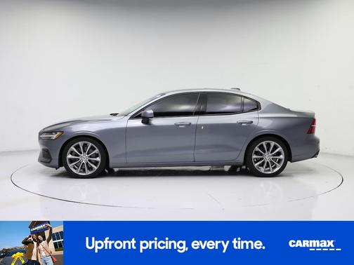 2020 Volvo S60 T6 Momentum