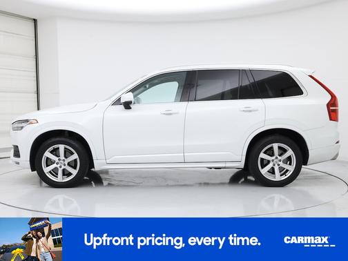 2021 Volvo XC90 T5 Momentum