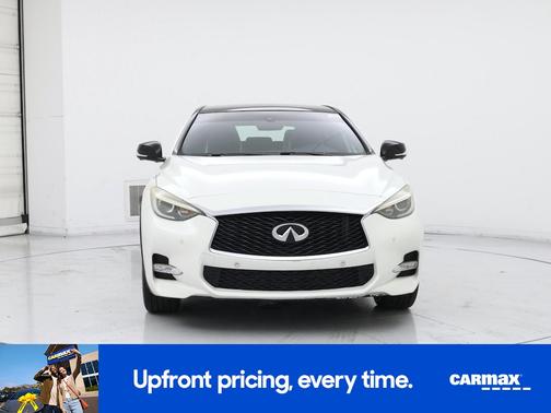 White 2018 INFINITI QX30 Sport