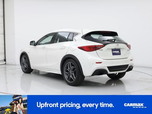 White 2018 INFINITI QX30 Sport