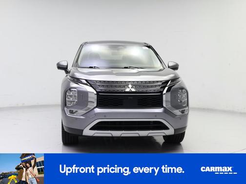 Gray 2022 Mitsubishi Outlander SE