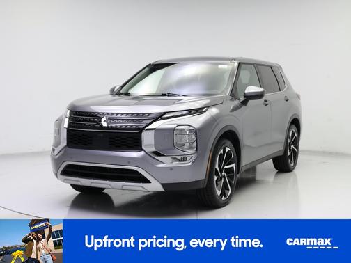 Gray 2022 Mitsubishi Outlander SE
