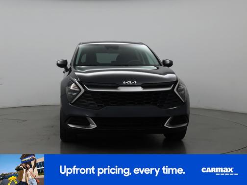 Gray 2023 Kia Sportage LX