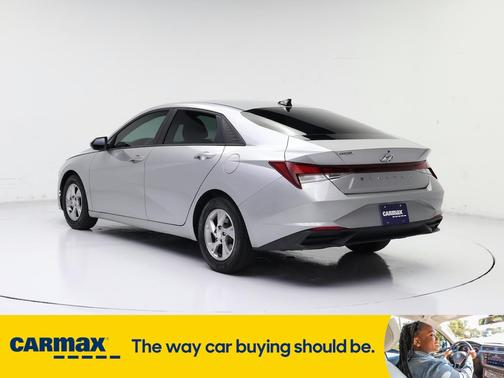 2021 Hyundai ELANTRA SE