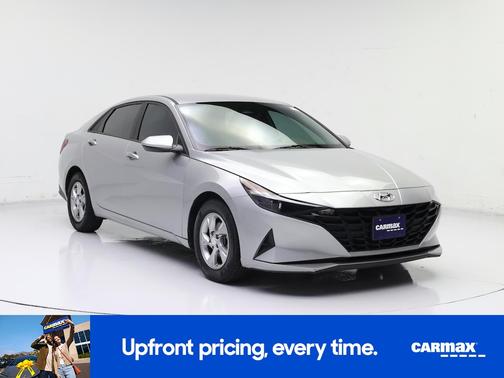 2021 Hyundai ELANTRA SE