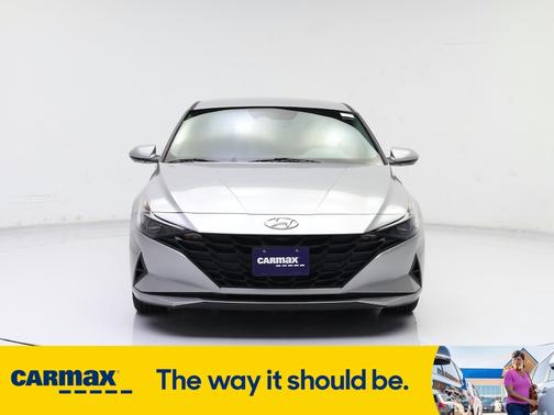 2021 Hyundai ELANTRA SE