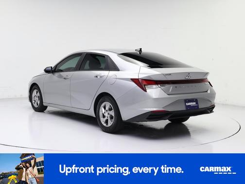 2021 Hyundai ELANTRA SE
