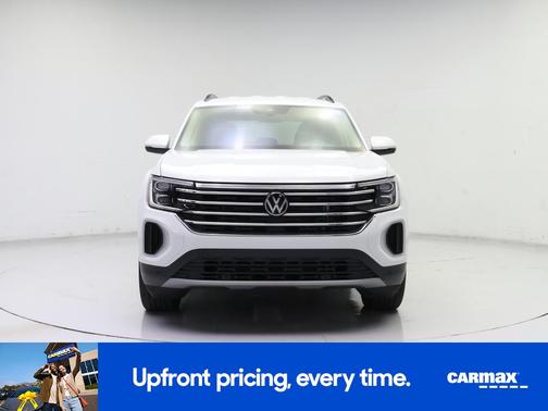 White 2025 Volkswagen Atlas SE w/Tech