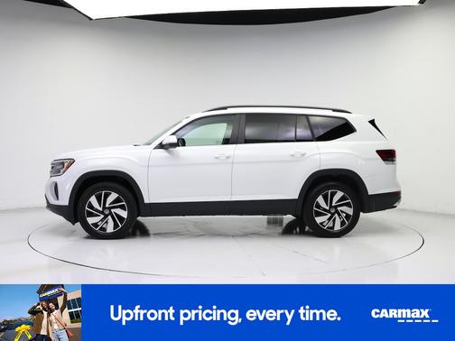 White 2025 Volkswagen Atlas SE w/Tech