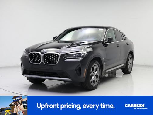 Gray 2023 BMW X4 XDrive30i