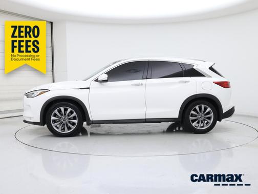 White 2021 INFINITI QX50 Luxe