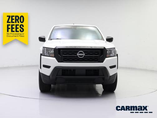 White 2024 Nissan Frontier S